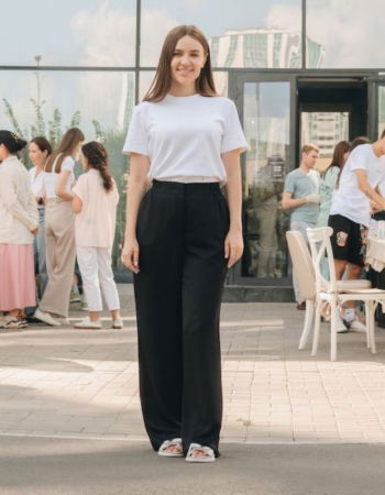 Журнал ELLE о благотворительном мастер-классе Antonovych Design для детей